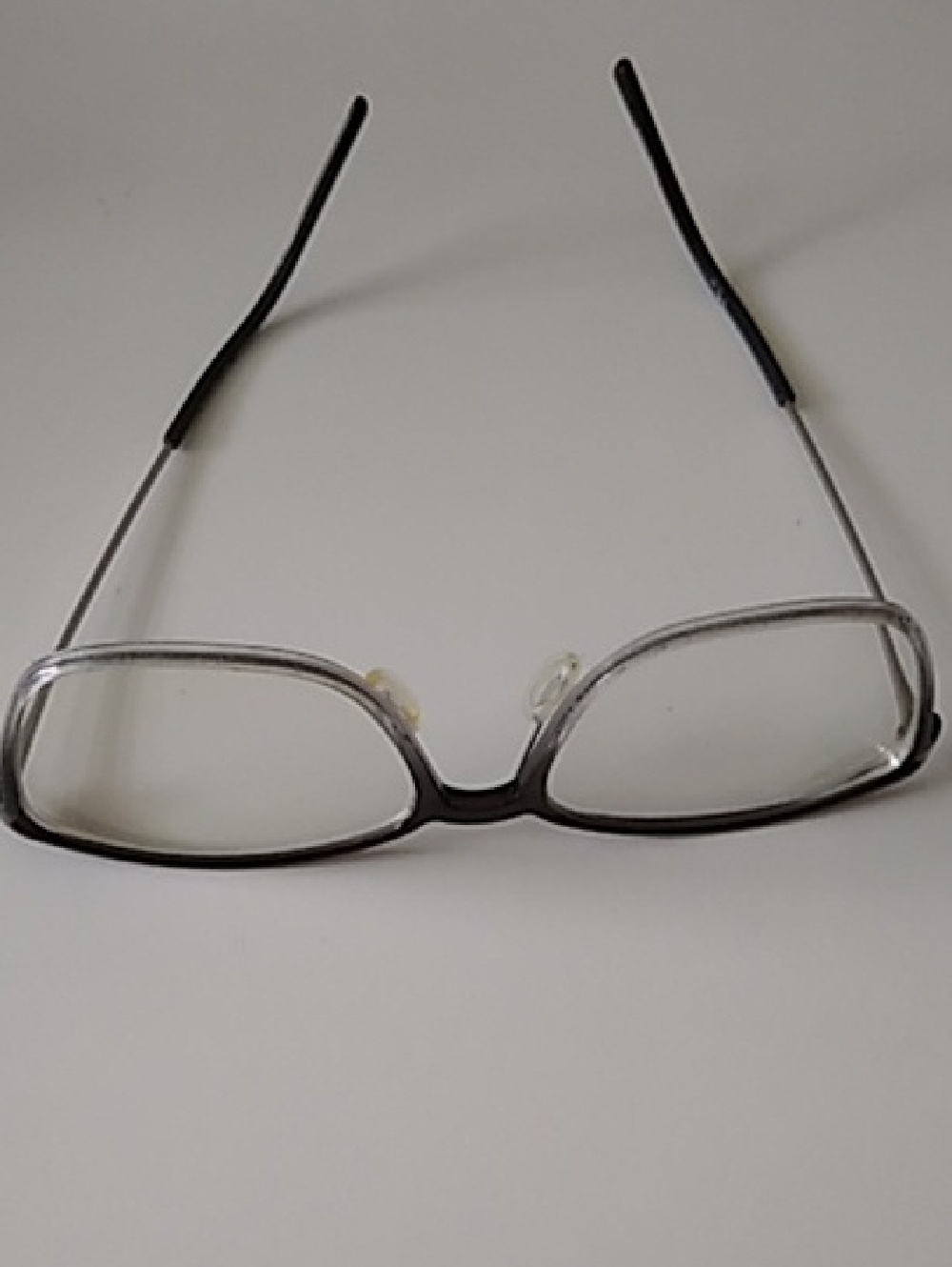 Classic Rectangular Reading Glasses in Black and Silver